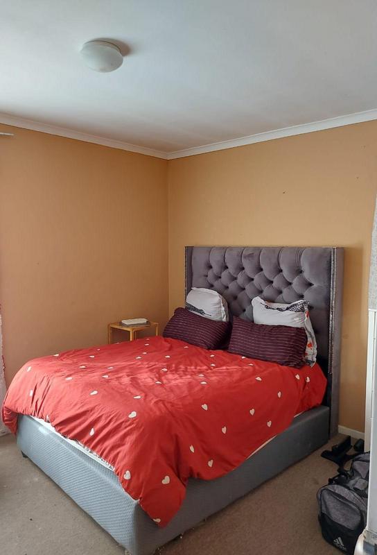 To Let 2 Bedroom Property for Rent in Royal Ascot Western Cape